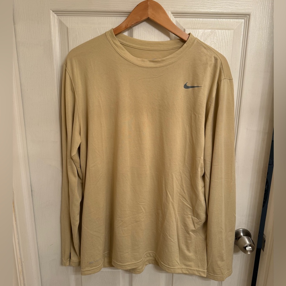 Men’s Nike Dri-FIT Long sleeve